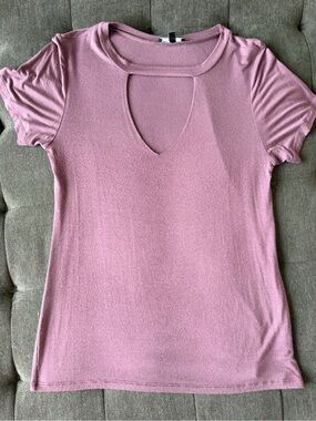 William B Women's Cutout Neck Short Sleeve Top